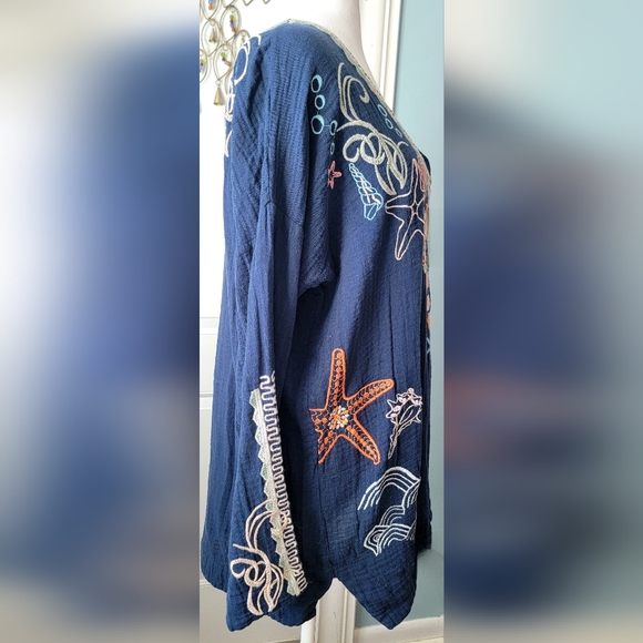 Johnny Was Byia Myrtle Embroidered V Neck Tunic Women's M Blue Multi Ocean Theme - Picture 5 of 15